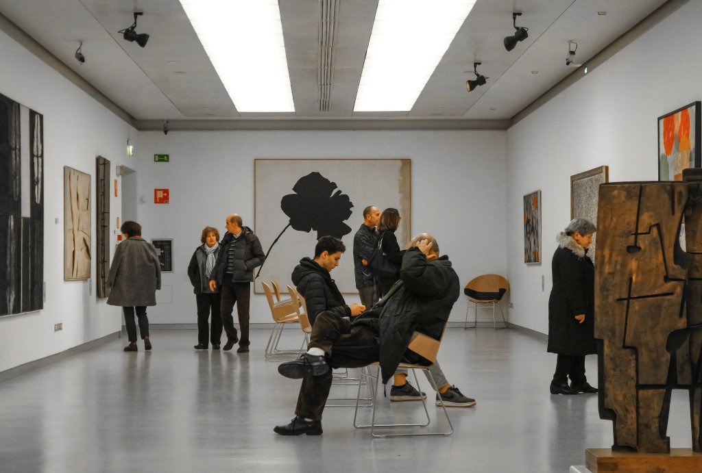 Sala con Rosa nera