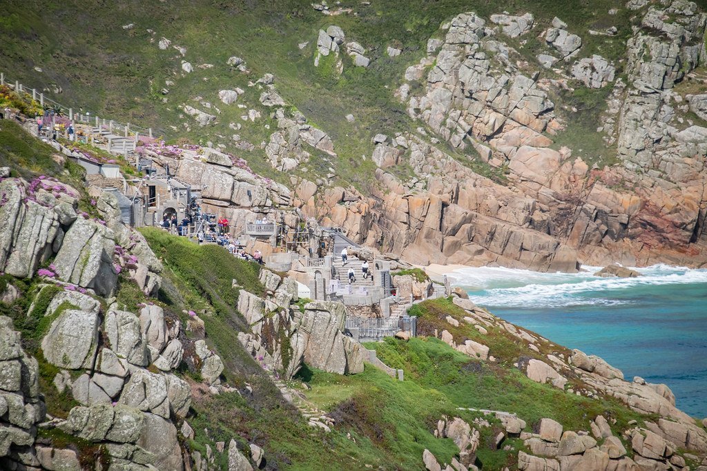 Minach Theatre